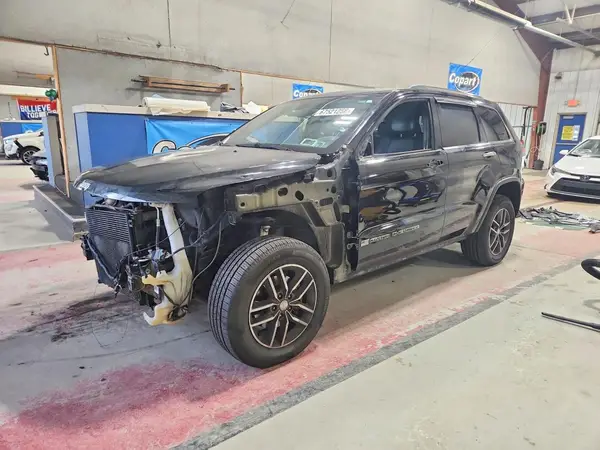 1C4RJFBG7HC831278 — 2017 Jeep Grand Cherokee, Передняя часть (Front End), фото до ремонта