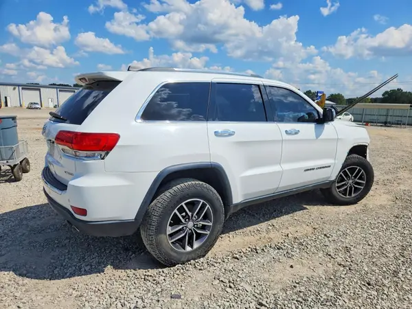 1C4RJFBG1HC705952 — 2017 Jeep Grand Cherokee, фото 3 с аукциона Copart, Передняя часть