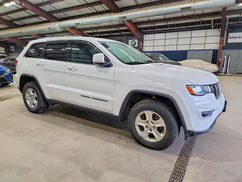 2017 Jeep Grand Cherokee VIN 1C4RJFAG0HC886060 фото 4