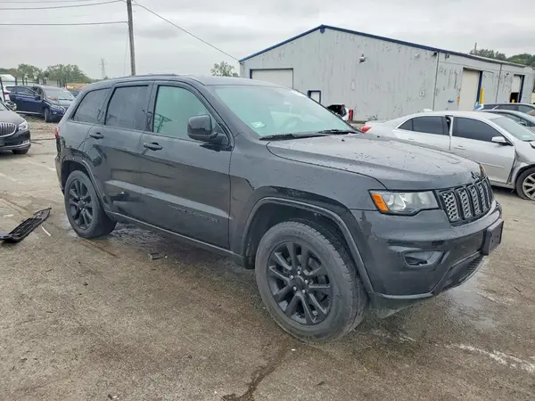 1C4RJFAG8HC714357 — 2017 Jeep Grand Cherokee, фото 4 с аукциона Copart, Боковая часть