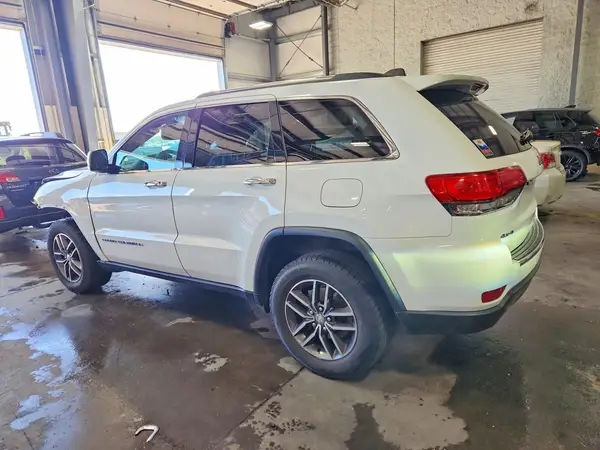 1C4RJFBG6HC940055 — 2017 Jeep Grand Cherokee, фото 2 с аукциона Copart, Передняя часть