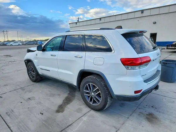 1C4RJFBG1HC956793 — 2017 Jeep Grand Cherokee, фото 2 с аукциона Copart 05.10.2026, Передняя часть