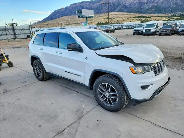 1C4RJFBG1HC956793 — 2017 Jeep Grand Cherokee, фото 4 с аукциона Copart 05.10.2026, Передняя часть