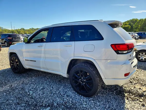 1C4RJFAG9HC750252 — 2017 Jeep Grand Cherokee, фото 2 с аукциона Copart, Передняя часть