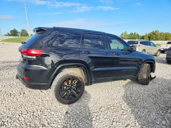 1C4RJFAG7HC768118 — 2017 Jeep Grand Cherokee, фото 3 с аукциона Copart 01.10.2026, Передняя часть