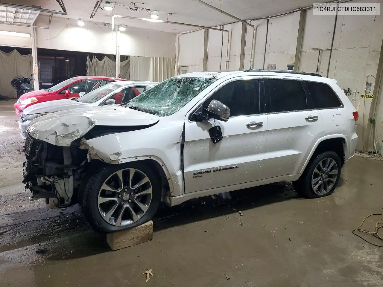 2017 Jeep Grand Cherokee Overland VIN 1C4RJFCT0HC683311 фото 1