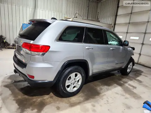 2017 Jeep Grand Cherokee Laredo VIN 1C4RJFAGXHC684293 фото 3