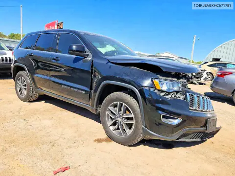 2017 Jeep Grand Cherokee Laredo VIN 1C4RJEAGXHC671781 фото 4