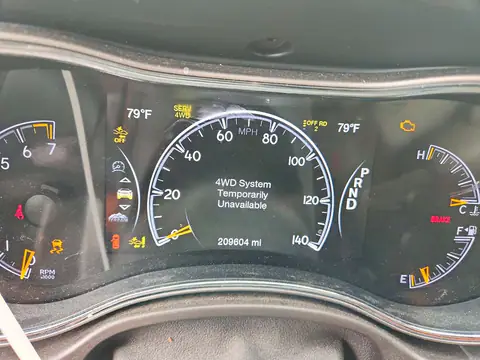 1C4RJFCG4HC684867 — 2017 Jeep Grand Cherokee, фото 9 с аукциона Copart, Механические повреждения