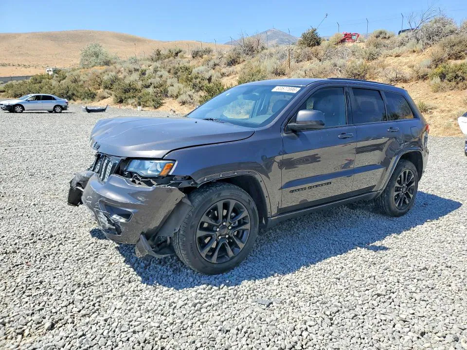2018 Jeep Grand Cherokee VIN 1C4RJFAG0JC188912 фото 1