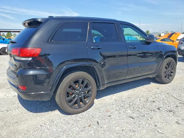 1C4RJEAG9JC183752 — 2018 Jeep Grand Cherokee, фото 3 с аукциона Copart 13.10.2026, Передняя часть