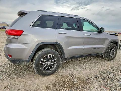 2018 Jeep Grand Cherokee VIN 1C4RJFBG9JC215281 фото 3