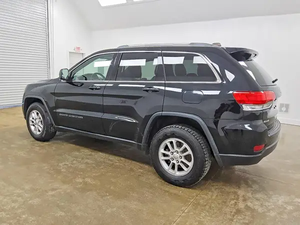 1C4RJFAG5JC375689 — 2018 Jeep Grand Cherokee, фото 2 с аукциона Copart 13.10.2026, Механические повреждения
