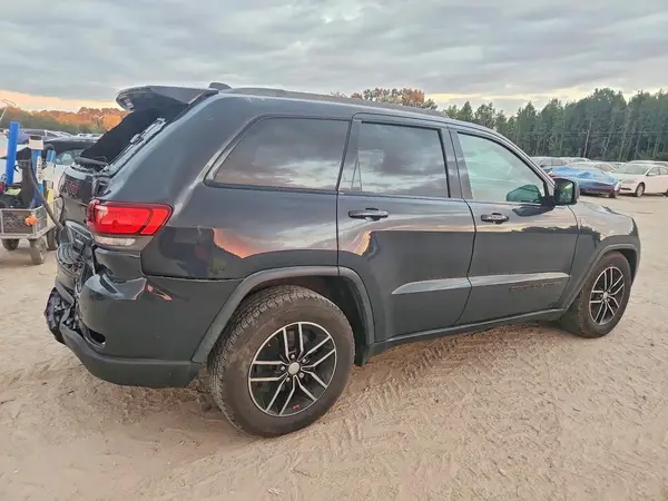 1C4RJFLG6JC268258 — 2018 Jeep Grand Cherokee, фото 3 с аукциона Copart 06.10.2026, Задняя часть