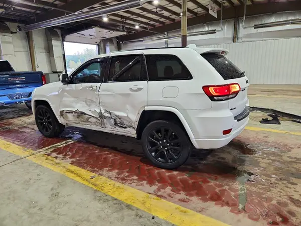 2018 JEEP GRAND CHEROKEE VIN 1C4RJFAG3JC388831 фото 2