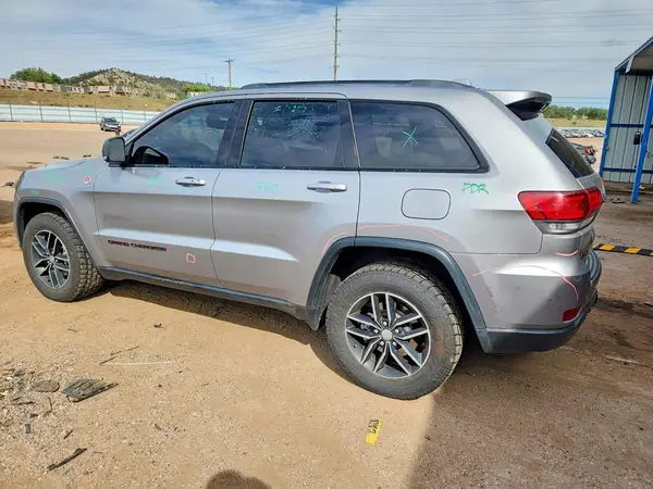 1C4RJFLG7JC418989 — 2018 Jeep Grand Cherokee, фото 2 с аукциона Copart, Град