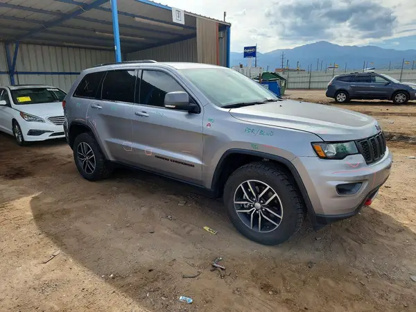 1C4RJFLG7JC418989 — 2018 Jeep Grand Cherokee, фото 4 с аукциона Copart, Град