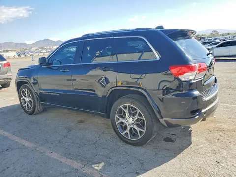 2018 Jeep Grand Cherokee VIN 1C4RJEBG5JC339624 фото 2