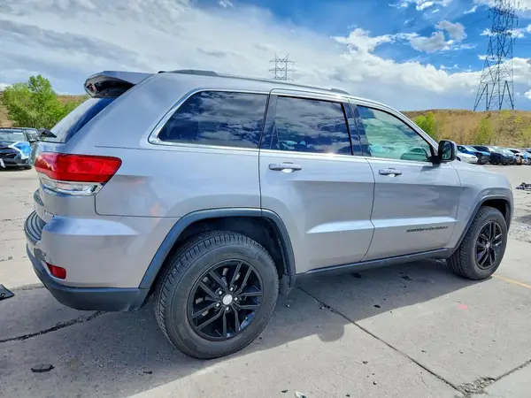 1C4RJFAG9JC156864 — 2018 Jeep Grand Cherokee, фото 3 с аукциона Copart 30.09.2026, Естественный износ