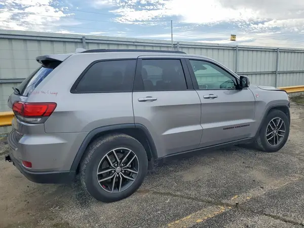 1C4RJFLG8JC335054 — 2018 Jeep Grand Cherokee, фото 3 с аукциона Copart, Передняя часть
