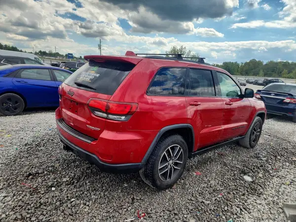 1C4RJFLT0JC342383 — 2018 Jeep Grand Cherokee, фото 3 с аукциона Copart, Передняя часть