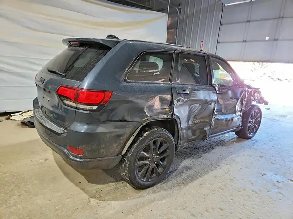 1C4RJFAG2JC249872 — 2018 Jeep Grand Cherokee, фото 3 с аукциона Copart, Боковая часть
