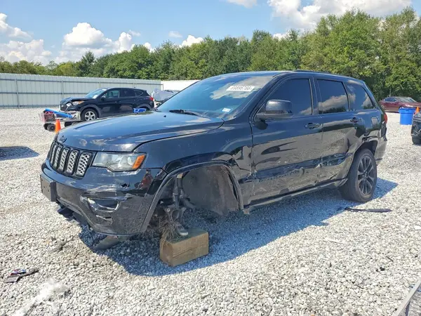 1C4RJEAG0JC485138 — 2018 Jeep Grand Cherokee, Передняя часть (Front End), фото до ремонта