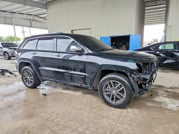 1C4RJFBG5JC454990 — 2018 Jeep Grand Cherokee, фото 4 с аукциона Copart, Передняя часть