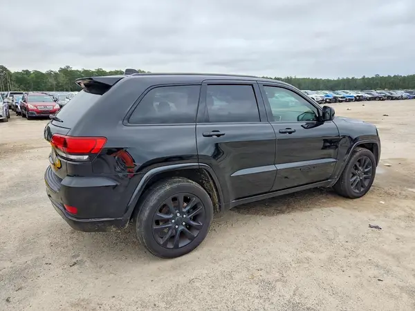 1C4RJEAG4JC429994 — 2018 Jeep Grand Cherokee, фото 3 с аукциона Copart, Передняя часть