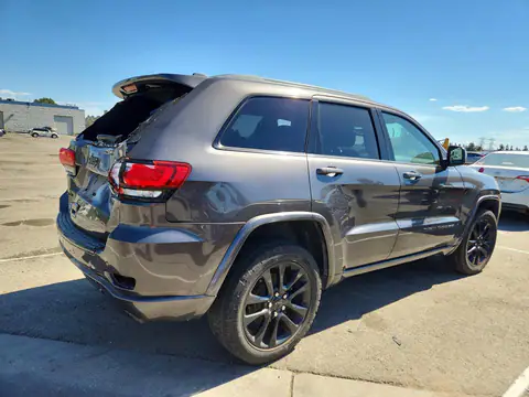 2018 Jeep Grand Cherokee VIN 1C4RJFAG5JC123098 фото 3