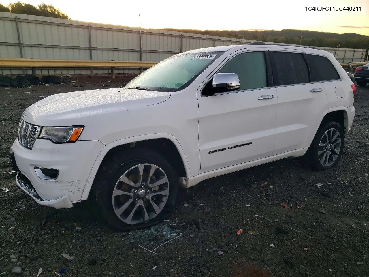 2018 Jeep Grand Cherokee Overland VIN 1C4RJFCT1JC440211 фото 1