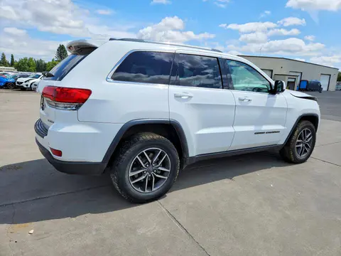 2019 Jeep Grand Cherokee VIN 1C4RJFAG7KC753402 фото 3