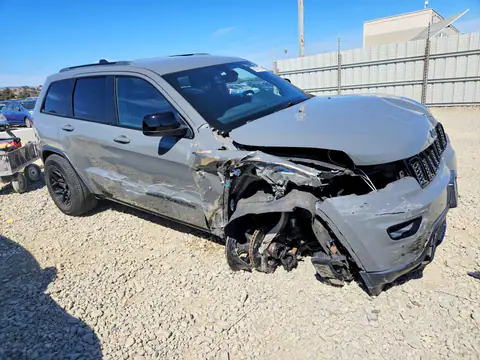 2019 Jeep Grand Cherokee VIN 1C4RJFAG0KC742595 фото 4