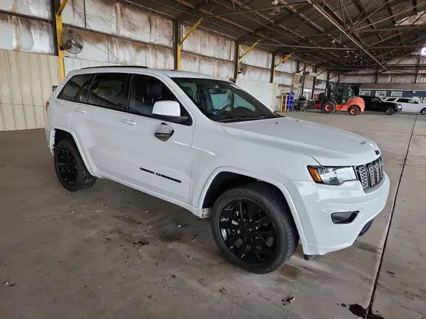 1C4RJFAG2KC588472 — 2019 Jeep Grand Cherokee, фото 4 с аукциона Copart, Задняя часть