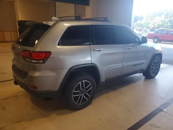 1C4RJFLG1KC662140 — 2019 Jeep Grand Cherokee, фото 3 с аукциона Copart, Подтопление