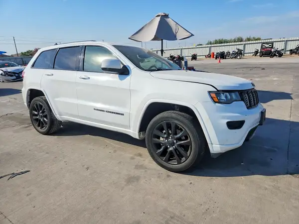 1C4RJFAG1KC588012 — 2019 Jeep Grand Cherokee, фото 4 с аукциона Copart, Передняя часть