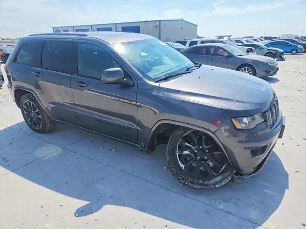 1C4RJFAG8KC668357 — 2019 Jeep Grand Cherokee, фото 4 с аукциона Copart 03.10.2026, Передняя часть