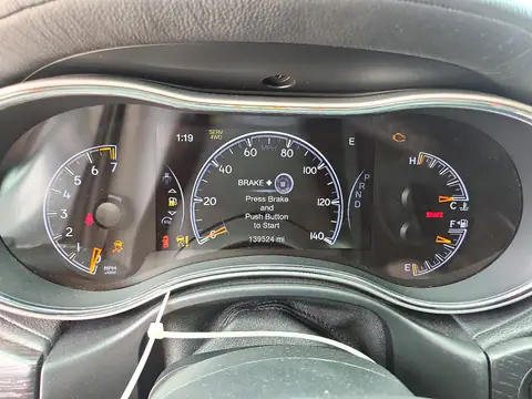 1C4RJFJG7KC540580 — 2019 Jeep Grand Cherokee, Передняя часть, фото до ремонта