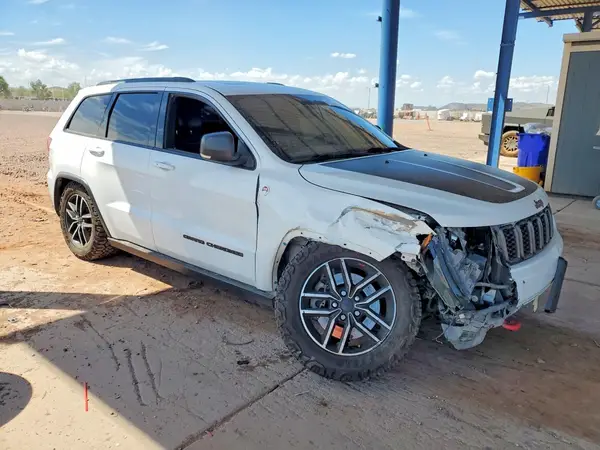 1C4RJFLT4LC141265 — 2020 Jeep Grand Cherokee, фото 4 с аукциона Copart, Передняя часть