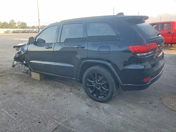 1C4RJEAG1LC245762 — 2020 Jeep Grand Cherokee, фото 2 с аукциона Copart, Передняя часть