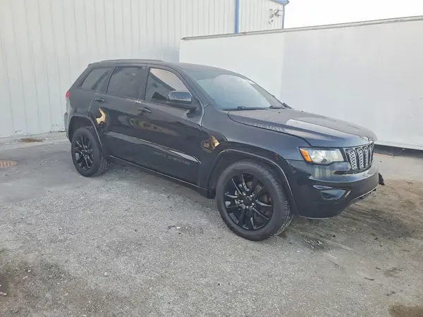 1C4RJEAG1LC245762 — 2020 Jeep Grand Cherokee, фото 4 с аукциона Copart, Передняя часть