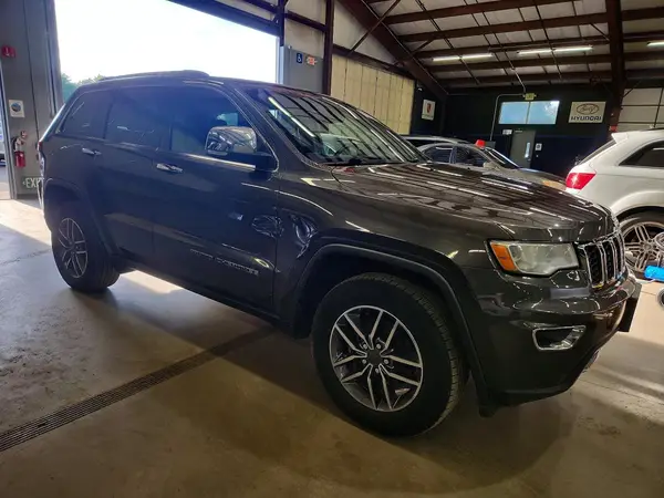1C4RJFBG2LC218137 — 2020 Jeep Grand Cherokee, фото 4 с аукциона Copart 29.09.2026, Мелкие вмятины и царапины