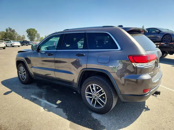 1C4RJFBG3MC698156 — 2021 Jeep Grand Cherokee, фото 2 с аукциона Copart, Передняя часть
