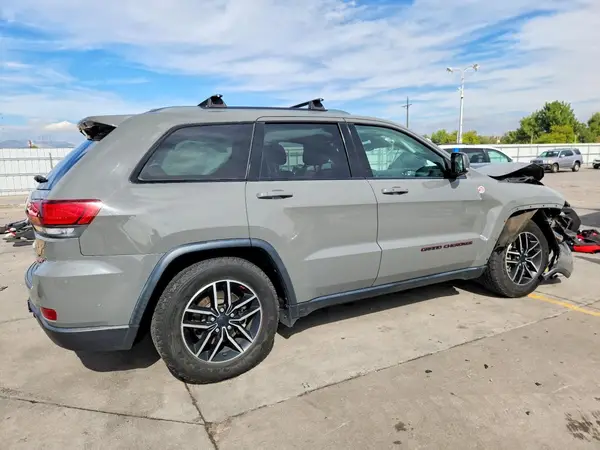 1C4RJFLG6MC584490 — 2021 Jeep Grand Cherokee, фото 3 с аукциона Copart, Передняя часть