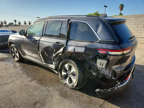 2022 Jeep Grand Cherokee VIN 1C4RJYB62N8716301 фото 2