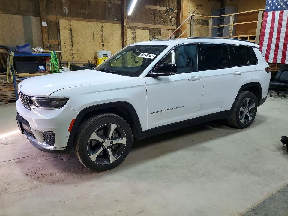 2023 Jeep Grand Cherokee VIN 1C4RJKBG4P8740107 фото 1