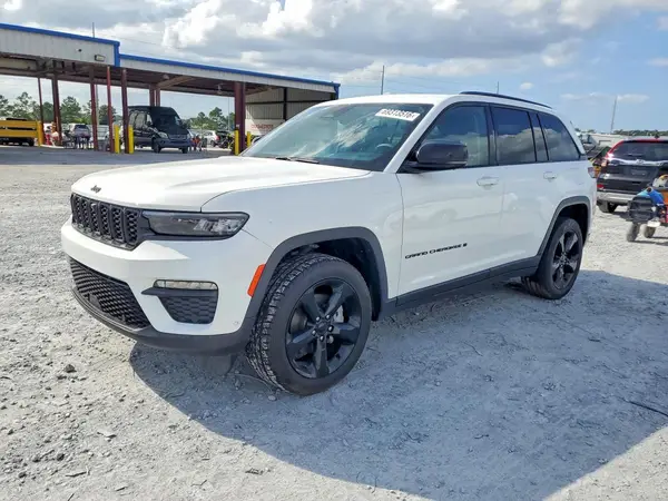 1C4RJHBG9PC569158 — 2023 Jeep Grand Cherokee, Мелкие вмятины и царапины (Minor Dent/Scratches), фото до ремонта