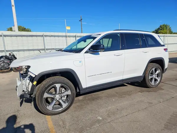 1C4RJYB65PC650925 — 2023 Jeep Grand Cherokee, Передняя часть (Front End), фото до ремонта