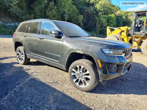 2023 Jeep Grand Cherokee Overland 4Xe VIN 1C4RJYD66PC671067 фото 4