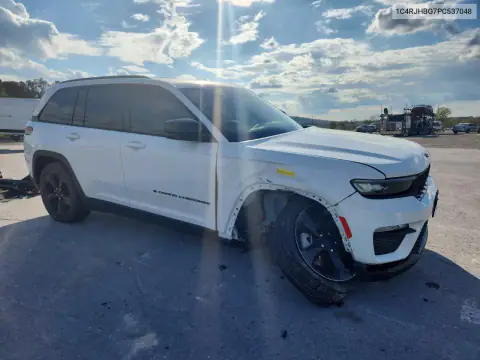 1C4RJHBG7PC537048 — 2023 Jeep Grand Cherokee, фото 4 с аукциона Copart, Передняя часть